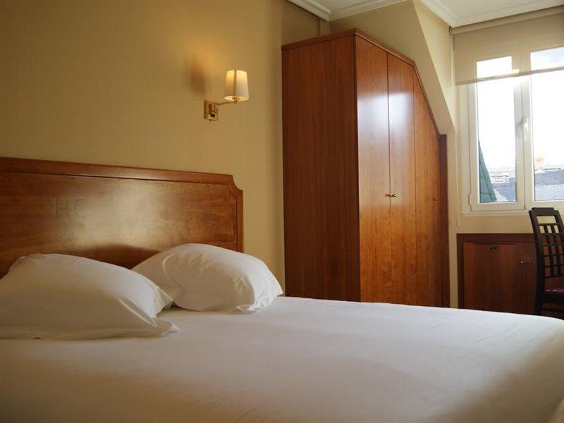 El Retiro De Cardea Hotel Oviedo Eksteriør billede
