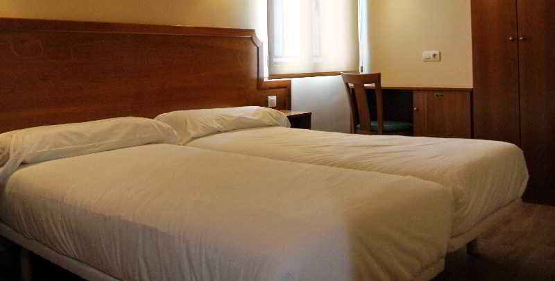 El Retiro De Cardea Hotel Oviedo Eksteriør billede