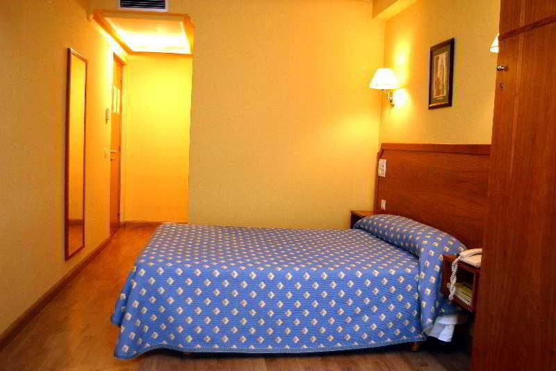 El Retiro De Cardea Hotel Oviedo Værelse billede