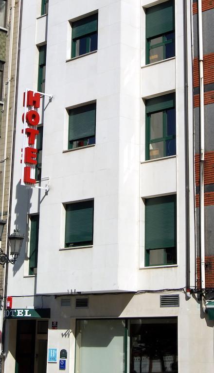 El Retiro De Cardea Hotel Oviedo Eksteriør billede